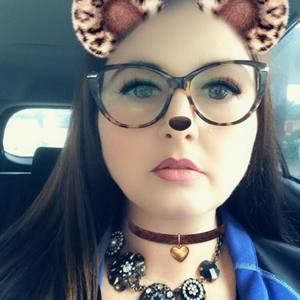 Meet your Posher, Hayley